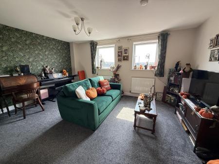 2 bedroom Apartment for sale in Curzon Street, Burton-On-Trent