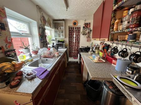 2 bedroom Terraced House for sale in Ordish Street, Burton-On-Trent