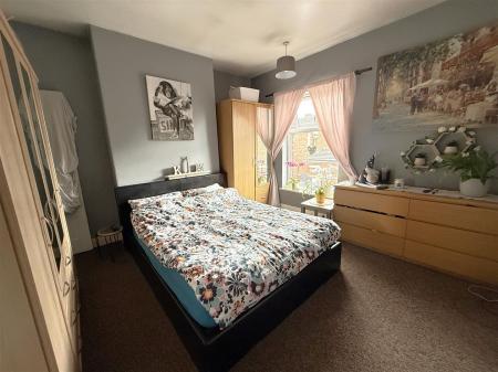 2 bedroom Terraced House for sale in Hunter Street, Burton-On-Trent