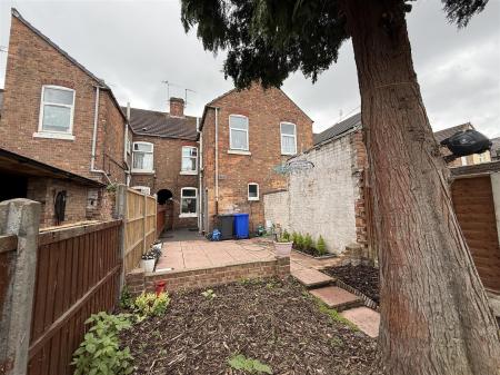 2 bedroom Terraced House for sale in Hunter Street, Burton-On-Trent