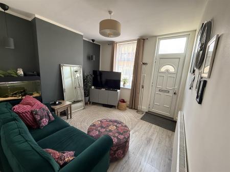 2 bedroom Terraced House for sale in Blackpool Street, Burton-On-Trent
