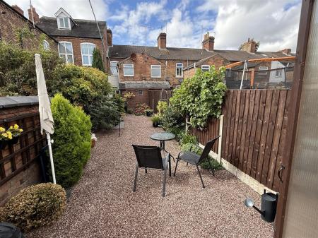 2 bedroom Terraced House for sale in Blackpool Street, Burton-On-Trent