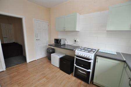 3 bedroom Terraced House for sale in Calais Road, Burton-On-Trent