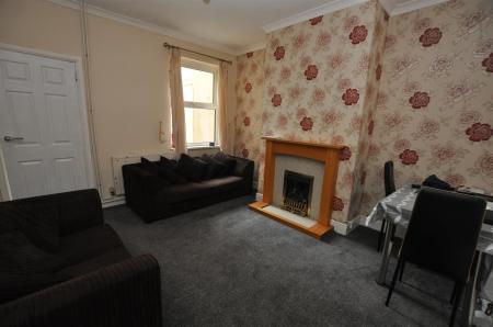 3 bedroom Terraced House for sale in Calais Road, Burton-On-Trent