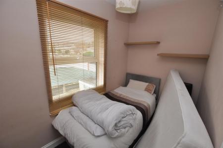 3 bedroom Terraced House for sale in Calais Road, Burton-On-Trent