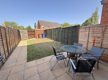 2 bedroom Town house for sale in Shobnall Street, Burton-On-Trent