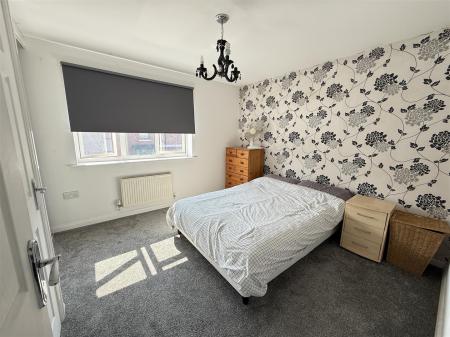2 bedroom Town house for sale in Shobnall Street, Burton-On-Trent