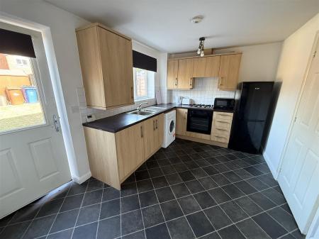 2 bedroom Town house for sale in Shobnall Street, Burton-On-Trent