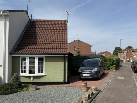 1 bedroom End of terrace house for sale in Appletree Road, Hatton, Derby