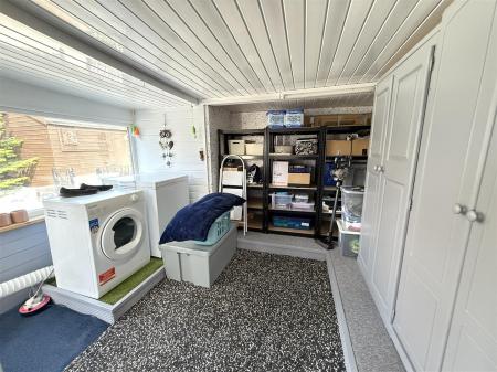 1 bedroom End of terrace house for sale in Appletree Road, Hatton, Derby