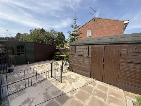 1 bedroom End of terrace house for sale in Appletree Road, Hatton, Derby