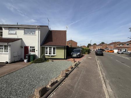1 bedroom End of terrace house for sale in Appletree Road, Hatton, Derby