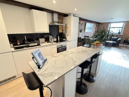 2 bedroom Apartment for sale in Wetmore Road, Burton-On-Trent