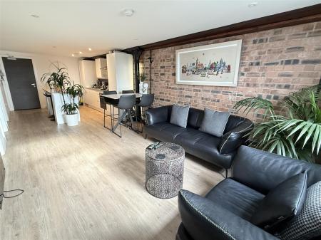 2 bedroom Apartment for sale in Wetmore Road, Burton-On-Trent