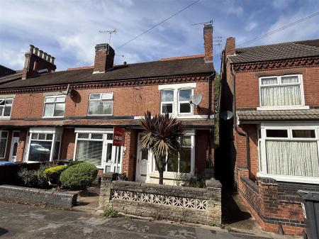 3 bedroom End of terrace house for sale in Ferry Street, Stapenhill, Burton-On-Trent