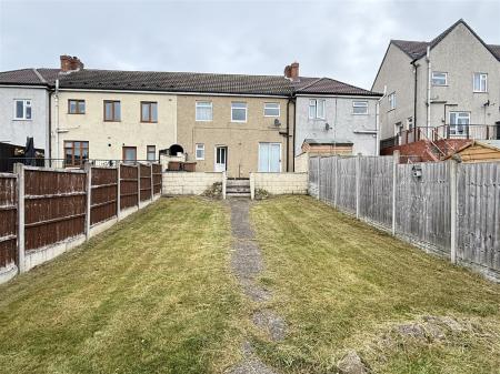 3 bedroom Terraced House for sale in Chestnut Avenue, Midway