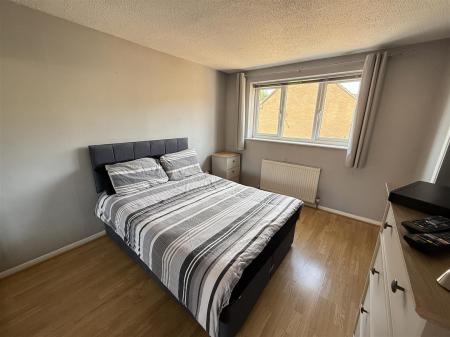 2 bedroom Town house for sale in Grafton Road, Burton-On-Trent