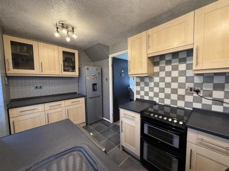 2 bedroom Town house for sale in Grafton Road, Burton-On-Trent