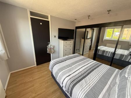 2 bedroom Town house for sale in Grafton Road, Burton-On-Trent