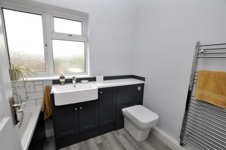 2 bedroom Semi-detached house for sale in Cotswold Road, Branston, Burton-On-Trent