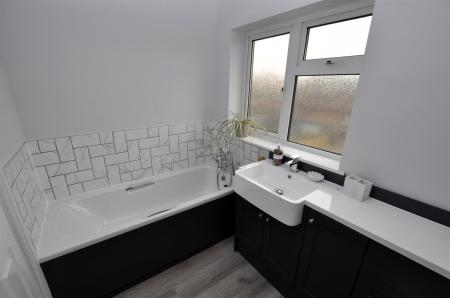 2 bedroom Semi-detached house for sale in Cotswold Road, Branston, Burton-On-Trent