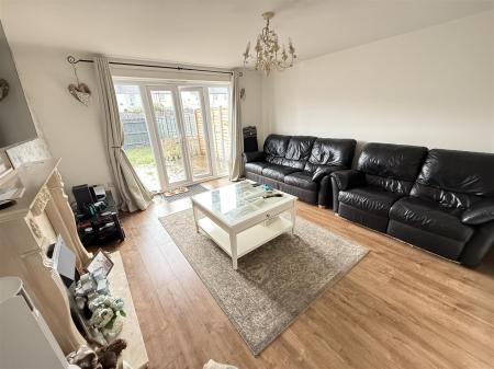 3 bedroom Town house for sale in Balata Way, Burton-On-Trent