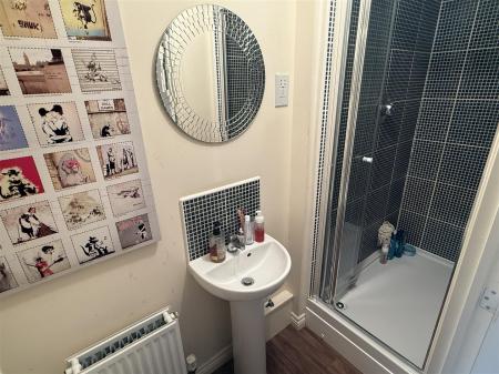 3 bedroom Town house for sale in Saw Mill Way, Burton-On-Trent