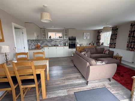 1 bedroom Detached bungalow for sale in Queens Rise, Tutbury, Burton-On-Trent