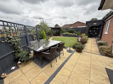 1 bedroom Detached bungalow for sale in Queens Rise, Tutbury, Burton-On-Trent