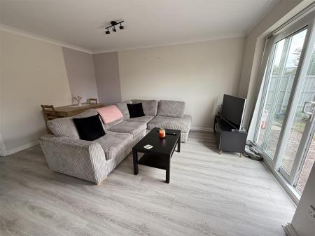 3 bedroom End of terrace house for sale in Ratcliffe Avenue, Branston