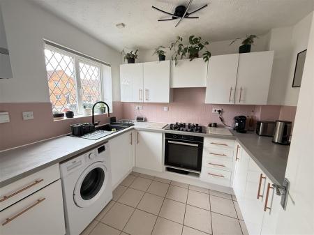 3 bedroom End of terrace house for sale in Ratcliffe Avenue, Branston