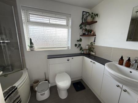 3 bedroom Semi-detached house for sale in New Road, Newhall