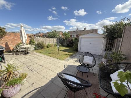3 bedroom Semi-detached house for sale in New Road, Newhall