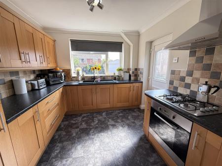3 bedroom Semi-detached house for sale in New Road, Newhall