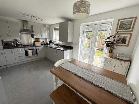 3 bedroom Semi-detached house for sale in Knight Drive, Burton on trent