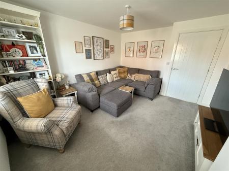 3 bedroom Semi-detached house for sale in Knight Drive, Burton on trent