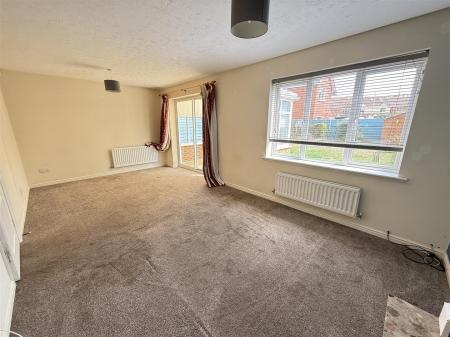 3 bedroom Detached house for sale in Pershore Drive, Branston, Burton-On-Trent