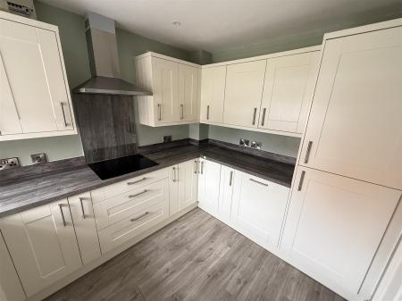 3 bedroom Detached house for sale in Pershore Drive, Branston, Burton-On-Trent