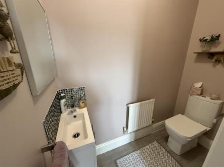 2 bedroom Town house for sale in Carnarvon Court, Bretby, Burton On Trent