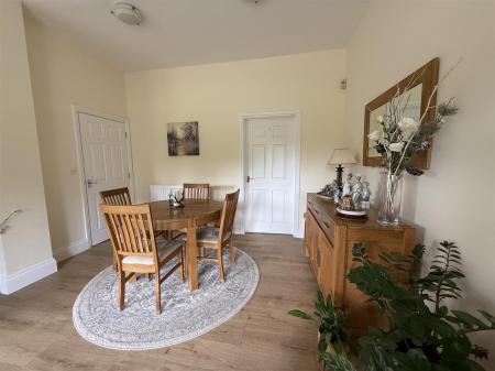 2 bedroom Town house for sale in Carnarvon Court, Bretby, Burton On Trent