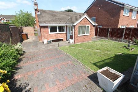 2 bedroom Detached bungalow for sale in Lordswell Road, Burton Upon Trent