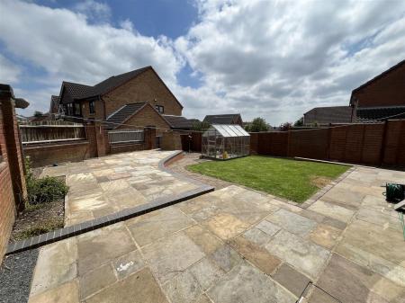 4 bedroom Detached house for sale in Hilton Close, Newhall, Swadlincote