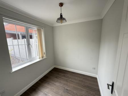 4 bedroom Detached house for sale in Hargate Road, Stapenhill, Burton-On-Trent