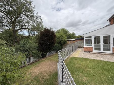 4 bedroom Detached house for sale in Hargate Road, Stapenhill, Burton-On-Trent