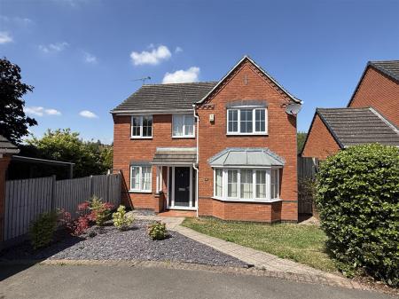 4 bedroom Detached house for sale in Hargate Road, Stapenhill, Burton-On-Trent