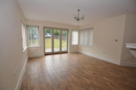 4 bedroom Detached house for sale in The Sycamores, Burton Road, Tutbury
