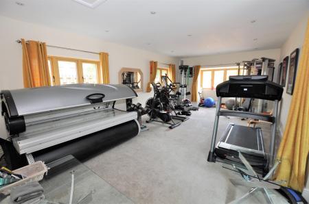 4 bedroom Detached bungalow for sale in Colliery Lane, Linton, Swadlincote