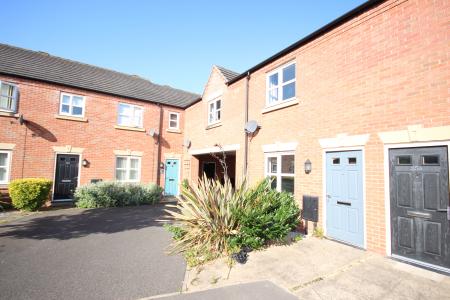 2 bedroom House to let in Blakeholme Court, Burton upon Trent, DE14