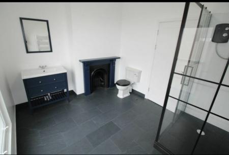 1 bedroom Apartment to let in High Street, Burton upon Trent, DE14