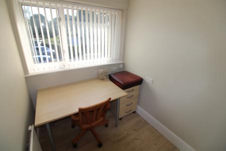 3 bedroom Semi-detached house to let in Leamington Road, Burton Upon Trent, Branston, DE14